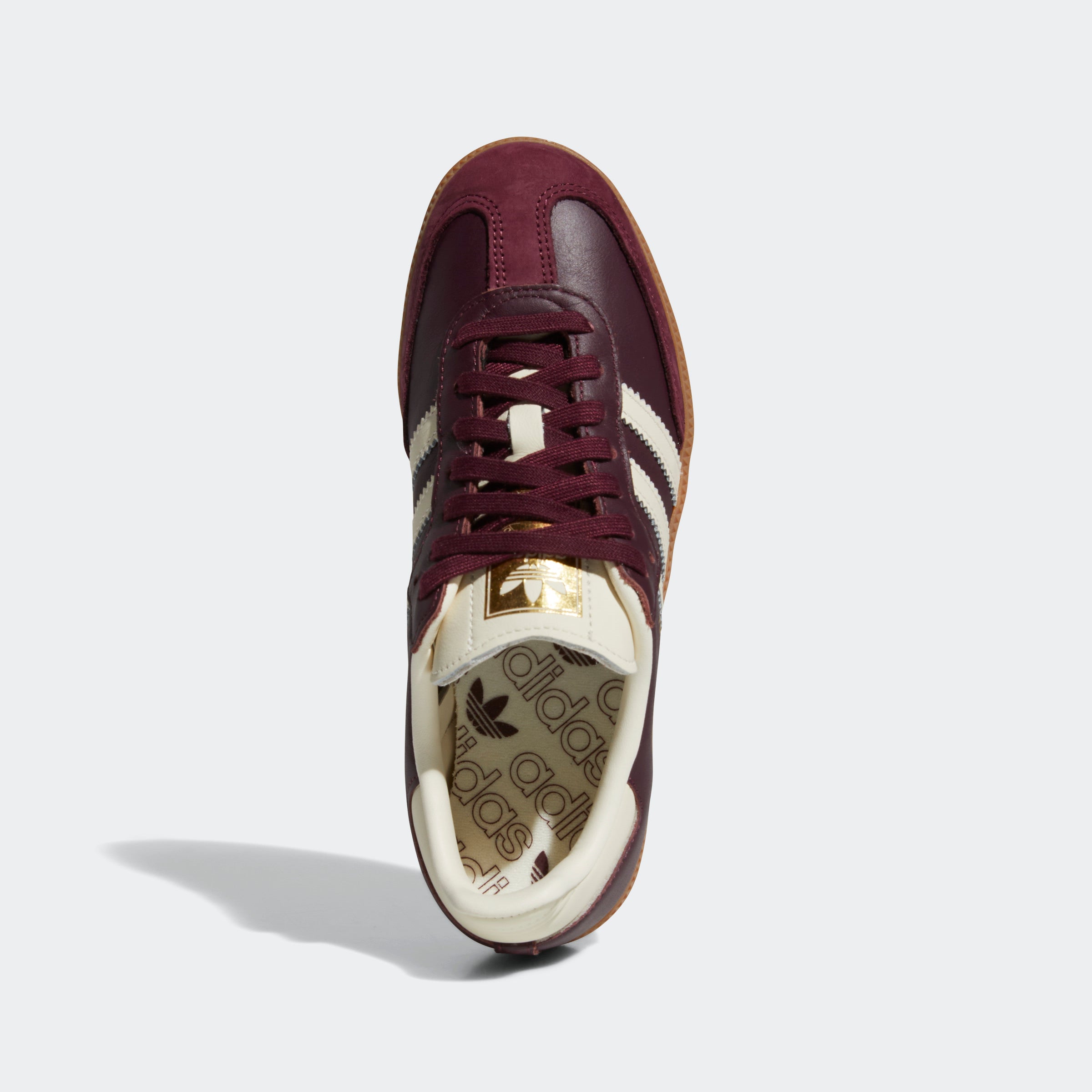 "Adidas Samba OG - Maaron ID0477: Retro Sneaker mit Premium-Leder, Wildleder-Details und zeitlosem Design."