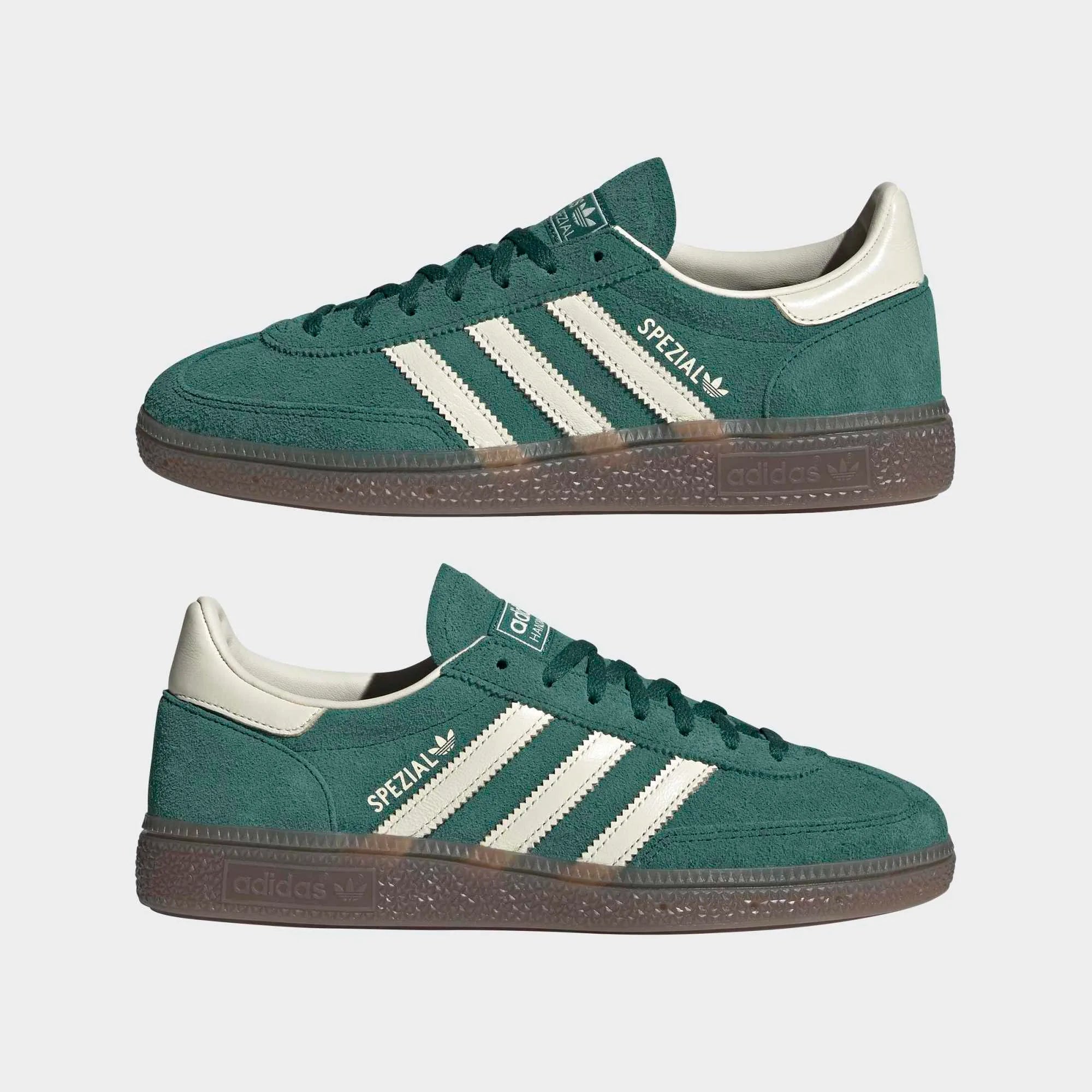 “adidas Originals Handball Spezial Damen Sneaker in Collegiate Green Beige aus Wildleder mit Gummisohle IH1509 bei Stickabush Berlin.“ 