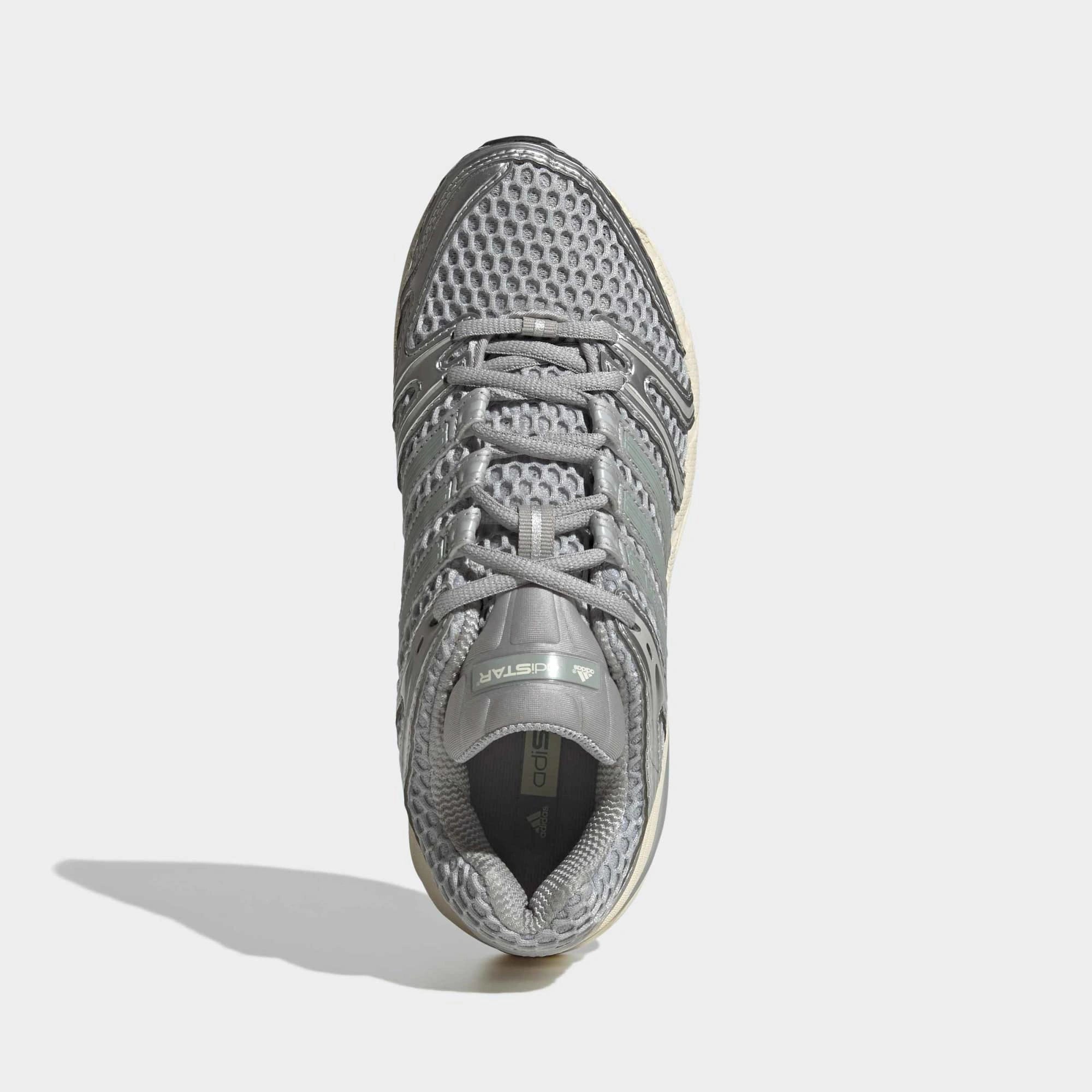 “adidas Adistar Control 5 Damen Sneaker in Grau und Türkis – Seitenansicht der technischen Sohle und Mesh-Details bei Stickabush.“