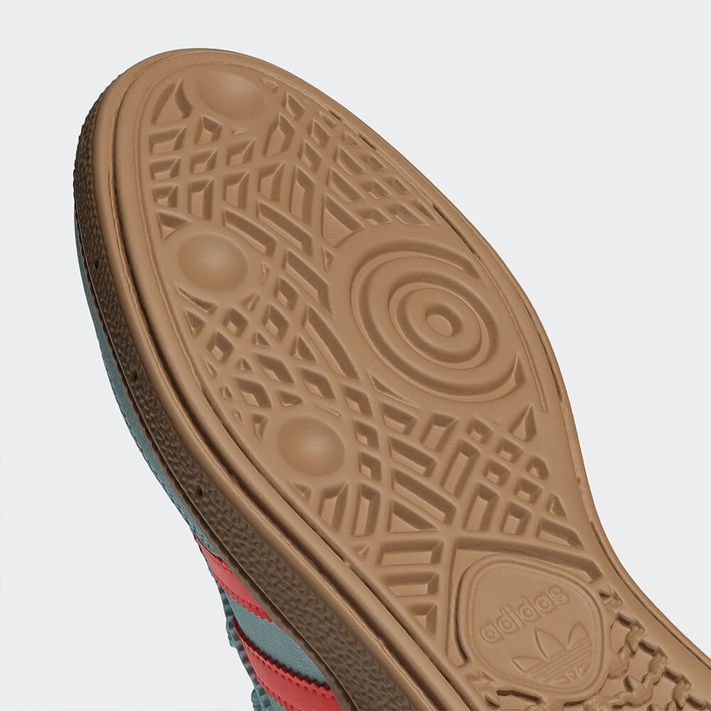 "Adidas Spezial Retro-Sneaker in Mintgrün/Orange IH5374: Schuhe mit „Spezial“-Branding an der Seite und Leder Obermaterial."
