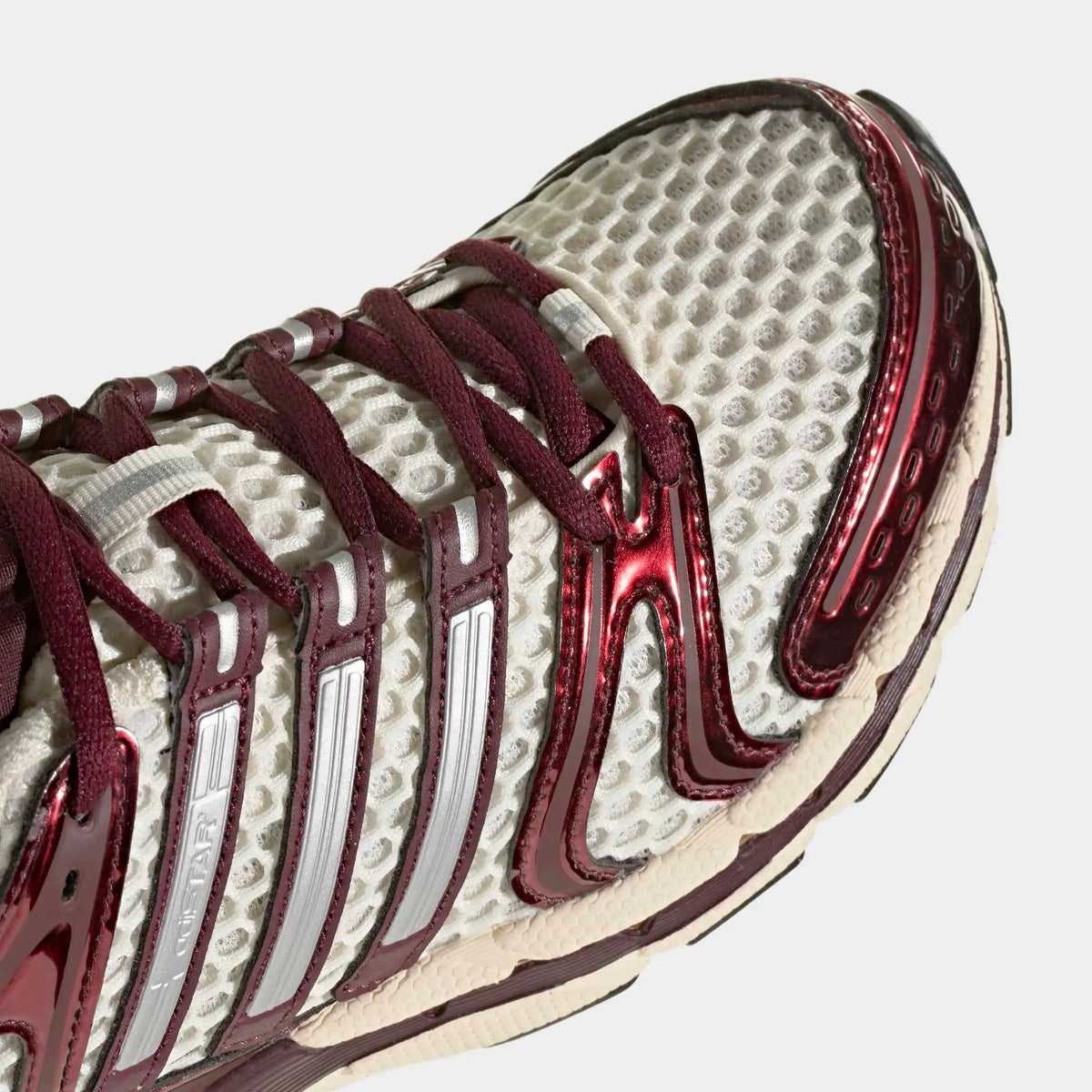 adidas Originals Adistar Control 5 Sneaker in Cream White / Silver Metallic / Maroon – Detailansicht im STICKABUSH Online-Shop
