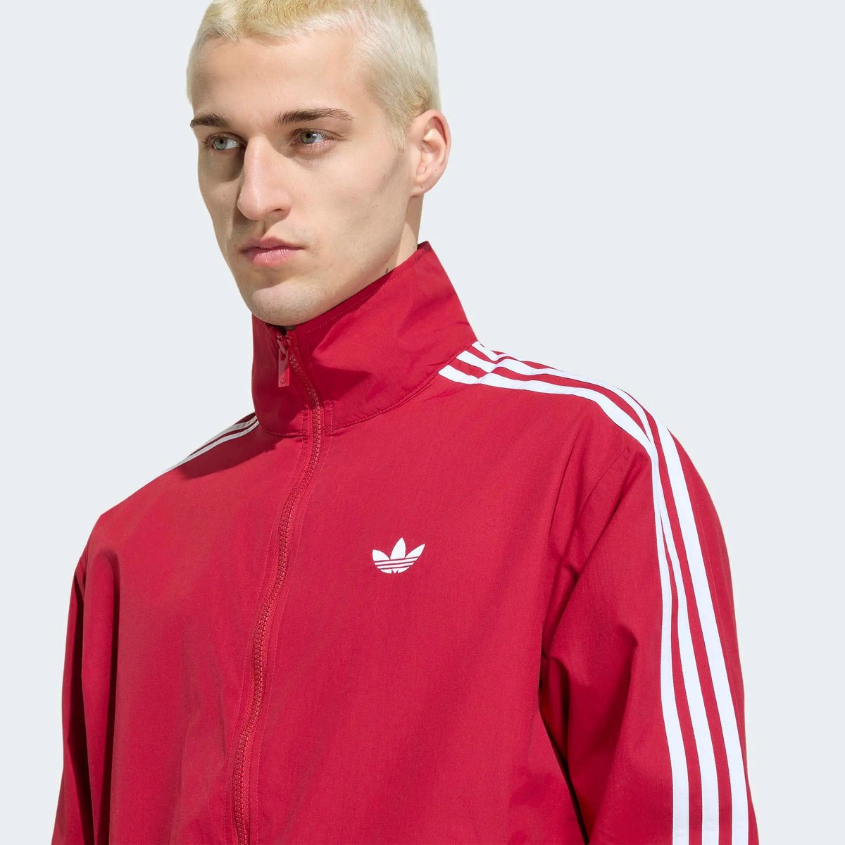 adidas Originals Firebird Woven Track Top KW0123 in Team Victory Red mit weißen 3-Streifen