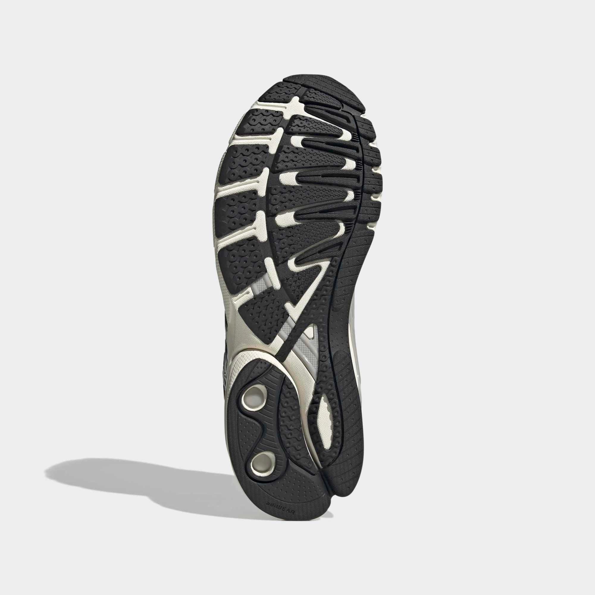 “Adidas Originals Adistar Control 5 Sneaker in Core Black, Style-ID (KI6120)  mit Mesh-Obermaterial und Chunky-Sohle, Retro Running Design bei Stickabush Berlin.“