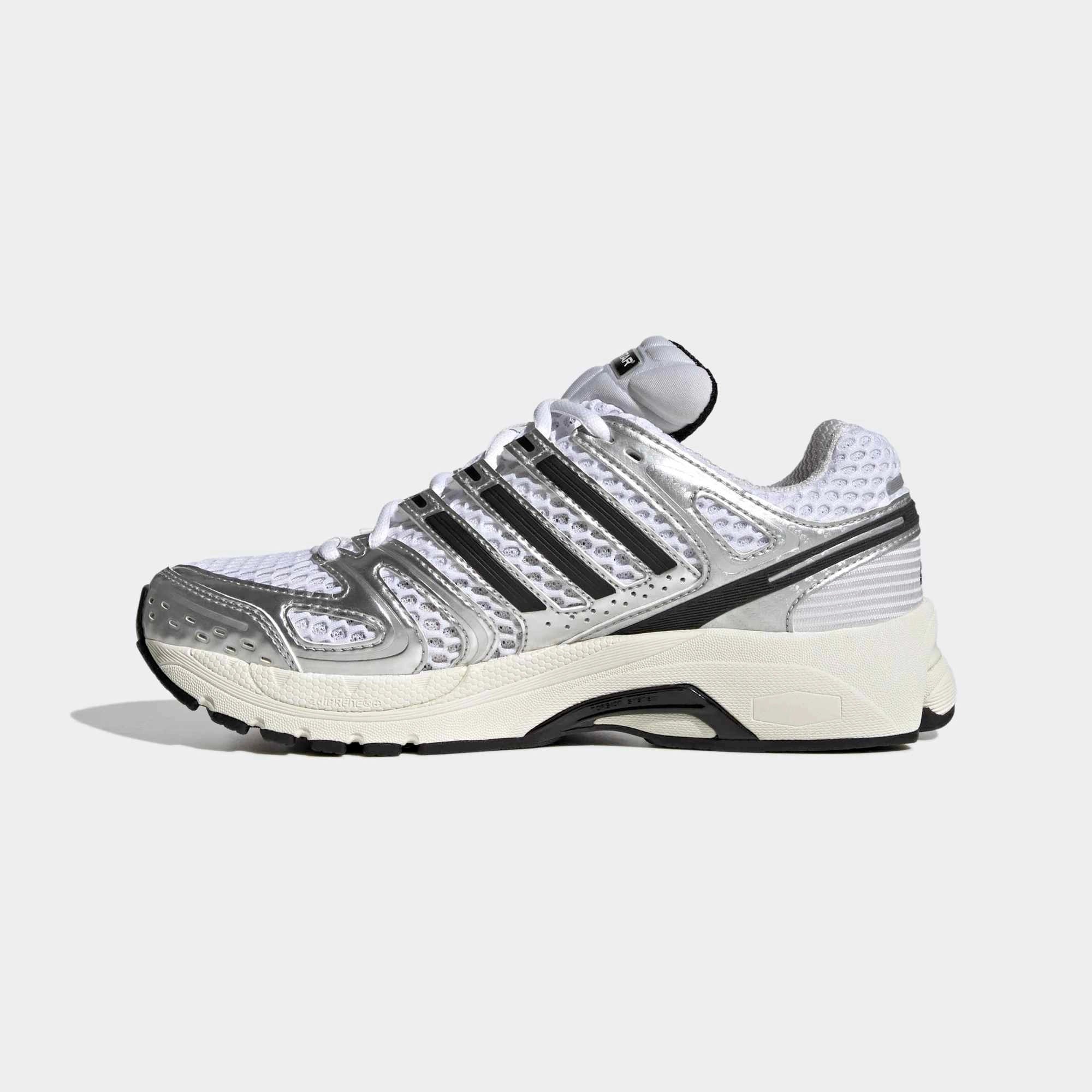 “adidas Originals Adistar Control 5 Damen Sneaker Weiß Schwarz KJ8781 – tech-orientierter Retro-Runner bei Stickabush Berlin.“