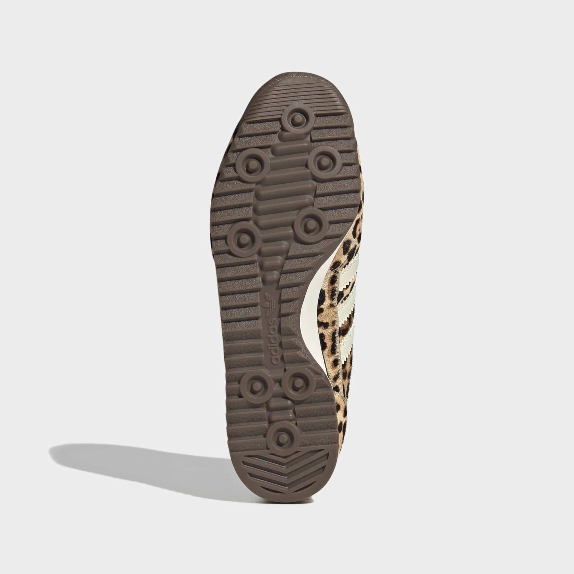 "adidas SL 72 OG Damen Sneaker in Leopard Print Magic Beige mit brauner Gummisohle, Style-ID: KI4205 bei Stickabush Berlin."