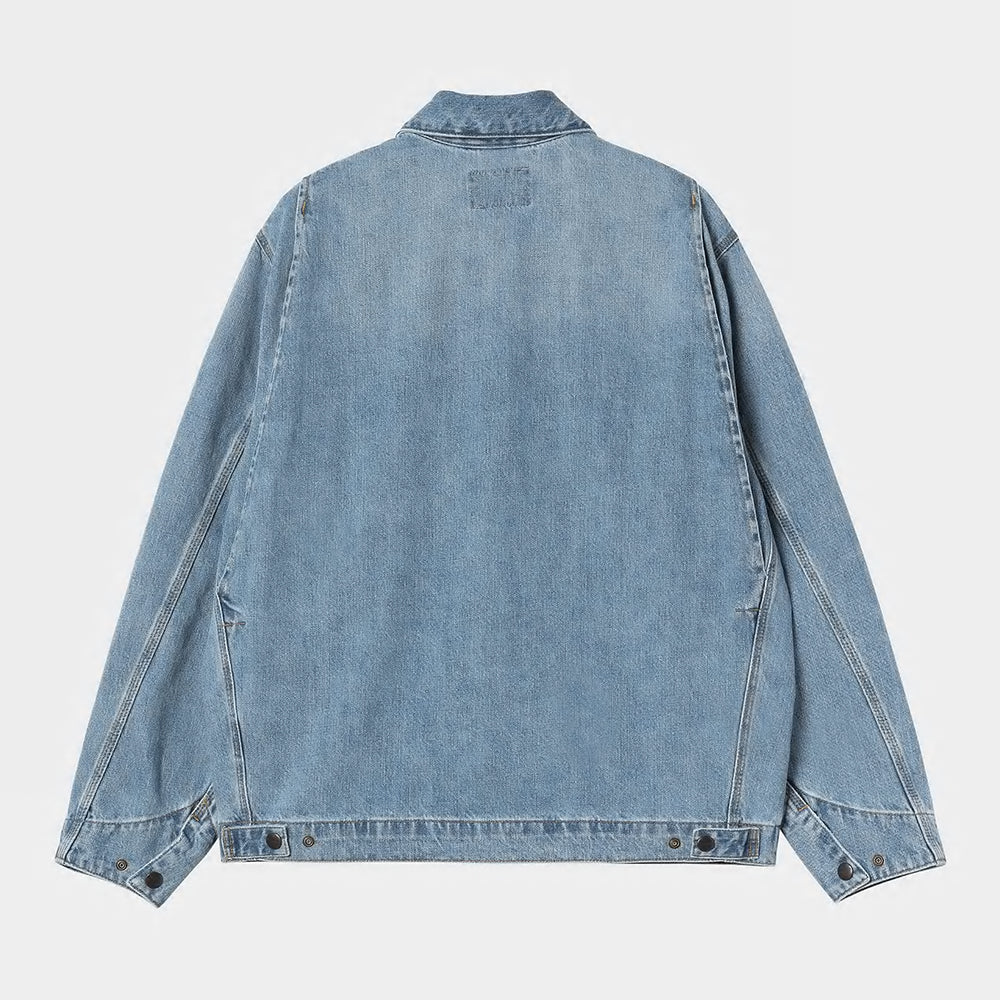 "Carhartt OG Detroit Jacket in Blau (Burst Washed), I034870_01_UR, Baumwoll-Denim, klassische Arbeitsjacke, gebleichter Vintage-Look."