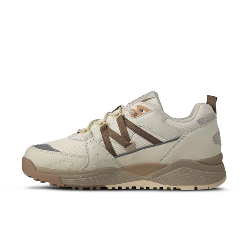 Karhu Fusion XC Trail Sneaker in Lily White und Pine Bark Innenansicht Style-ID F830023 bei STICKABUSH Berlin