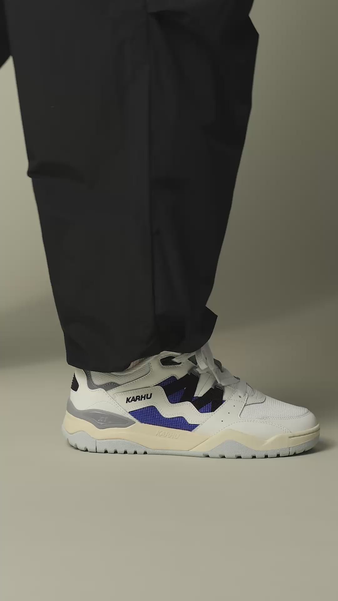 Karhu Fusion XT Sneaker Bright White Dazzling Blue F850024 Video bei STICKABUSH Berlin